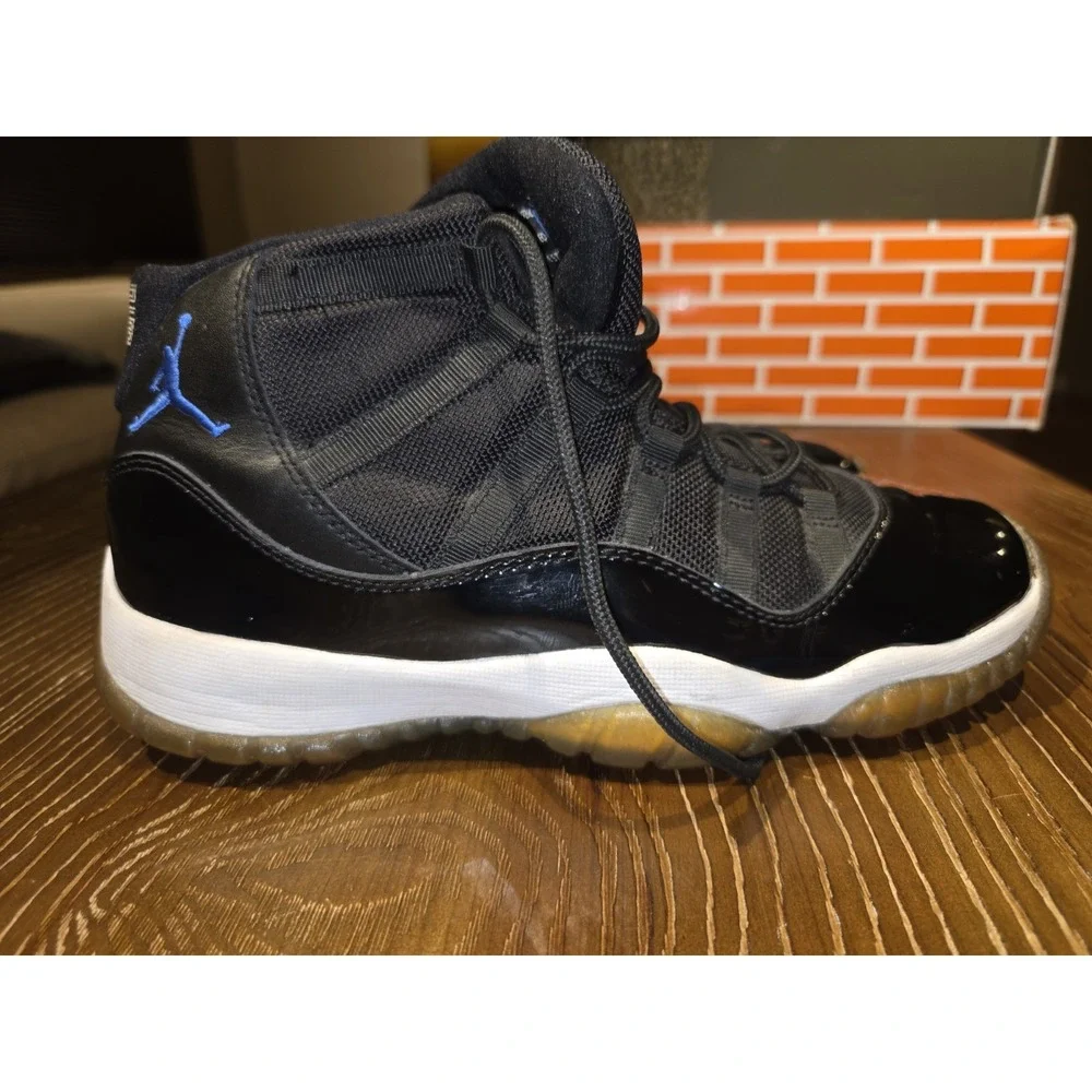 2009 Air Jordan 11 Retro Space Jam 6Y 378038-041 No Insoles